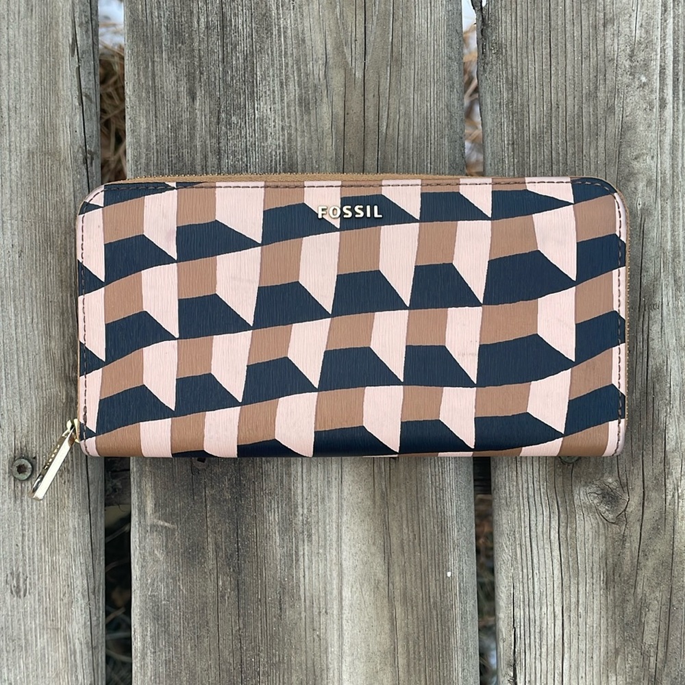 Fossil Zip Around Wallet Geometric
